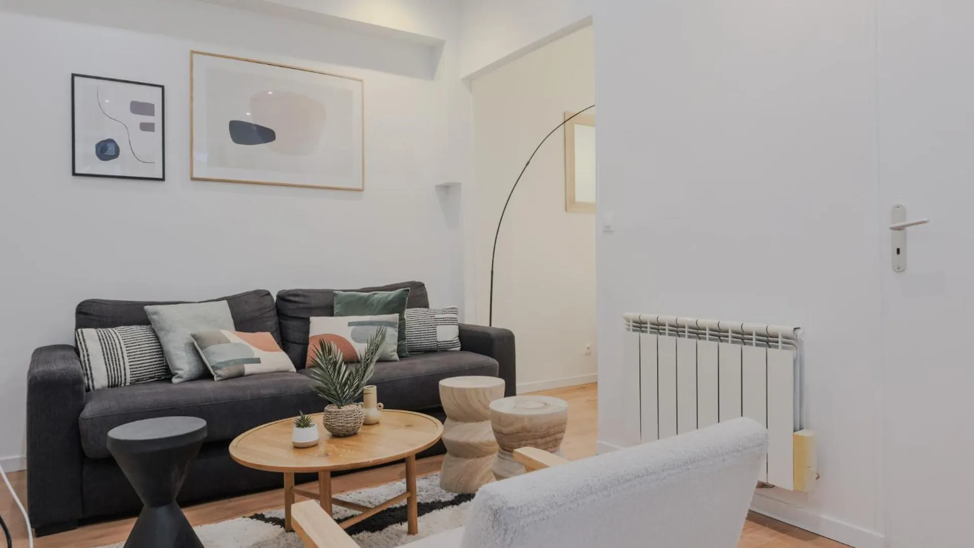 Charming Apartment 1Bdr - Courcelles París Francia